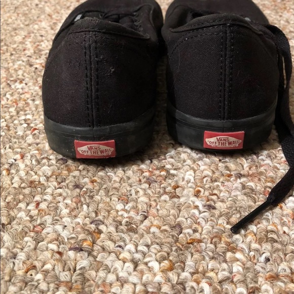 Black vans - Picture 2 of 3